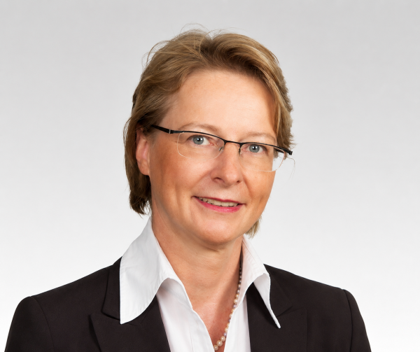 Dr. Katrin Kobe