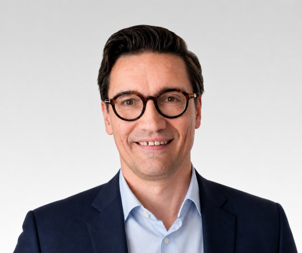 Dr. Roland Klüber